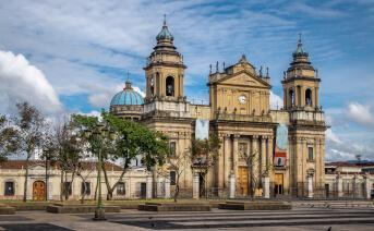Explore the vibrant culture and rich history of Guatemala City. Discover iconic landmarks, bustling markets, and delicious cuisine.